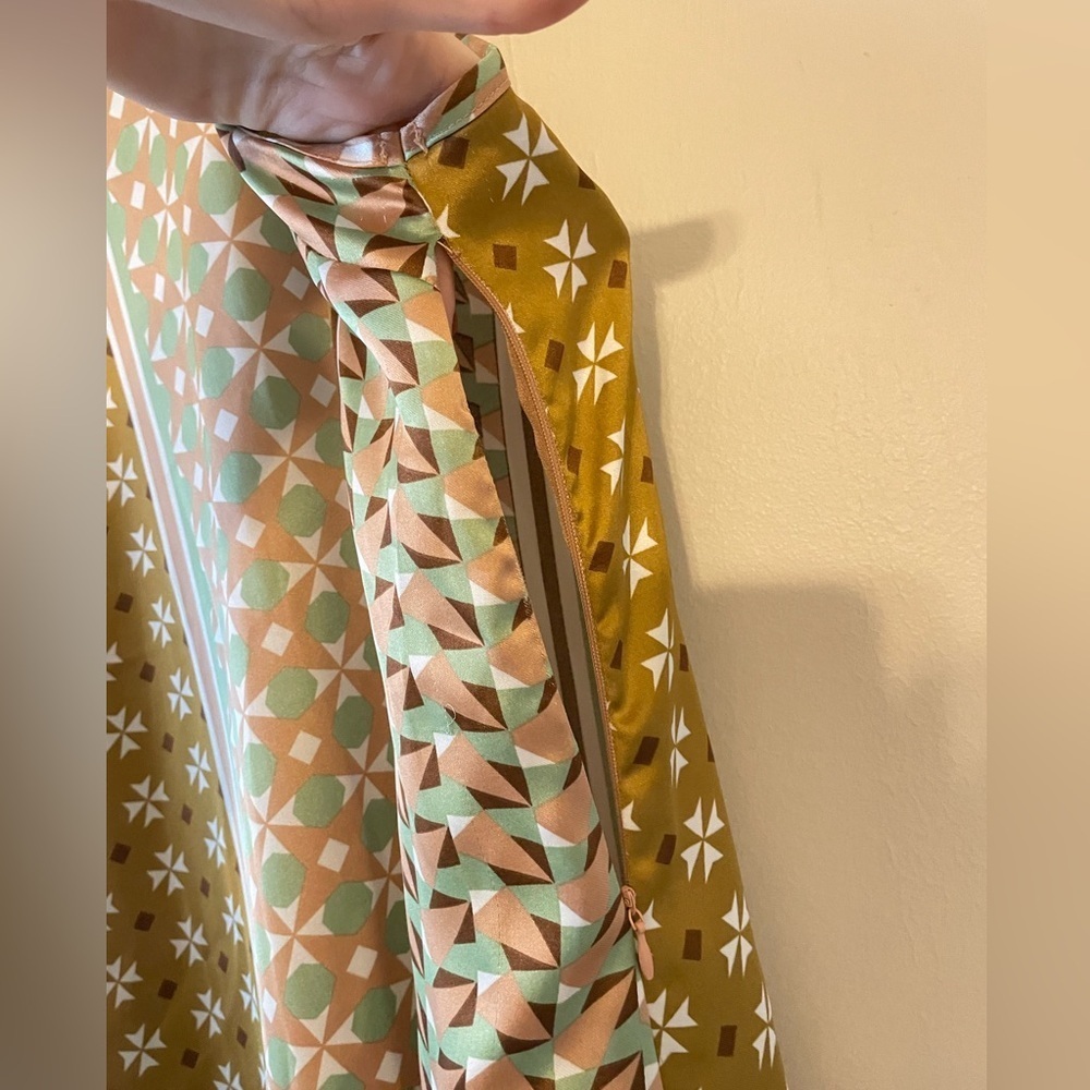 House of Harlow 1960 CLOSET CLEANOUT Midi Dress-Geometric-gold/Green-Size M - Picture 5 of 8